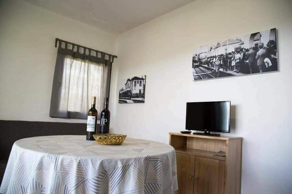 Casas Do Paco - Casas De Ferias 카베세이라스 드 바스투 외부 사진
