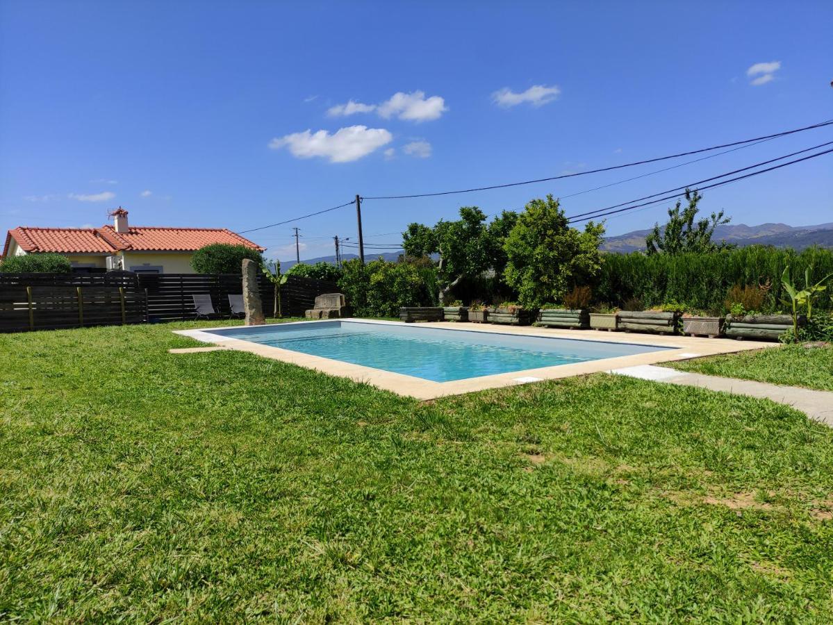 Casas Do Paco - Casas De Ferias 카베세이라스 드 바스투 외부 사진